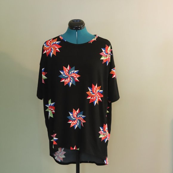 LulaRoe | Pinwheel Irma Tunic - Picture 8 of 8